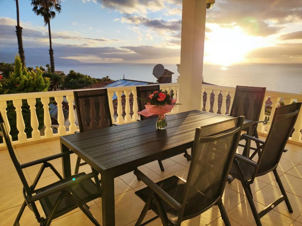 Villa Carioca - With Private Pool, Marvelous Garden And Amazing Ocean View Sauzal Εξωτερικό φωτογραφία